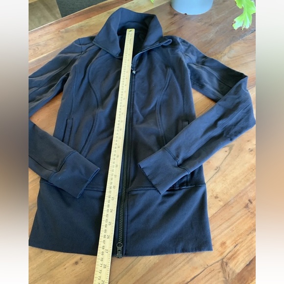 Lululemon Black Full Zip Jacket Women’s Size 6 athletic yoga running active - Picture 11 of 14